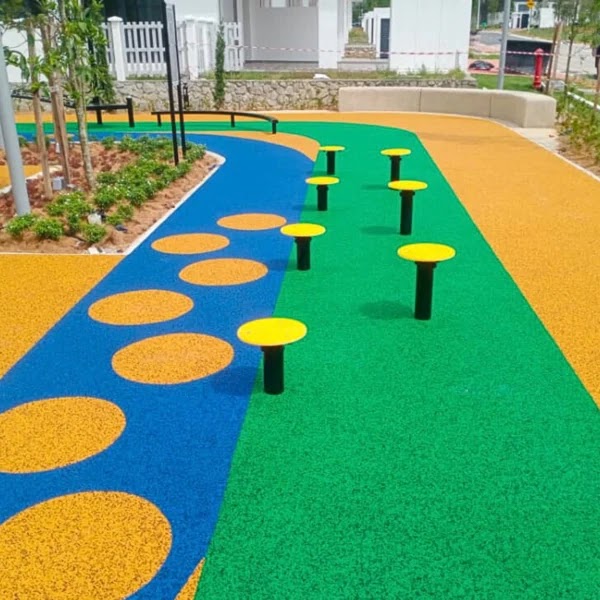 Colourful EPDM rubber playground surfacing
